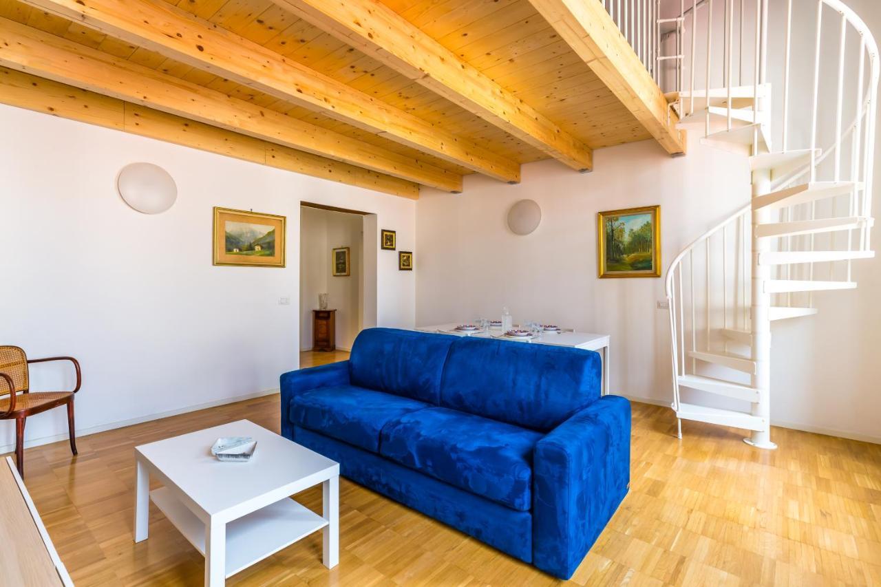 Nova Stylish House In Center By Napoliapartments Exterior photo